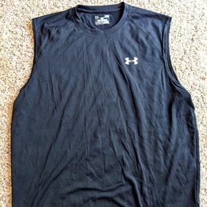 Under Armour sleeveless heat gear shirt, L